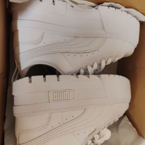 Puma, Pantofi sport flatform de piele Mayze Classic, Alb, 40, Resigilat, Grad A - Img 2
