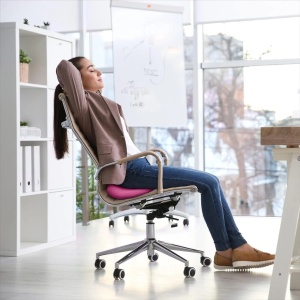 Everest Fitness perna de echilibru ortopedica gonflabila, Ø33 cm, 150 kg, pompa inclusa, roz - Verificat A · Re-Bloom - Img 2
