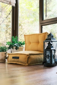 Taburet cu spatar 60x62x60 cm, forma patrata, tapiterie textil Soho, galben mustar - Verificat A · Re-Bloom - Img 1