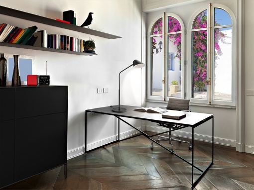 VEIOZA ESINO, CU TELECOMANDA, 77 CM, NEGRU MAT, DIN METAL SI ALUMINIU, STIL MODERN