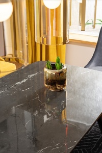 MASA DINING CYRYL I, 140 CM, EFECT DE MARMURA NEAGRA/NEGRU/AURIU, DIN MDF, STICLA SECURIZATA SI METAL, STIL MODERN - Img 2