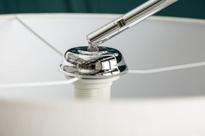 LAMPADAR BIG BOW ALB 170/180 CM COD 35596 DESIGN MODERN - Img 3