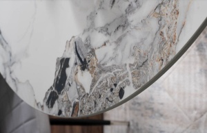 MASA DINING MURANO, 120 CM, EFECT DE MARMURA ALBA/CROM, BLAT DIN CERAMICA SI PICIOARE DIN METAL, STIL MODERN - Img 4