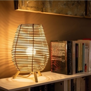 LAMPA DE MASA BOSSA 30, BATERIE IN&OUT, CONFECTIONATA DIN FIBRE NATURALE - Img 2