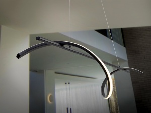 LUSTRA/PLAFONIERA BOA, 150 CM, NEGRU MAT/OPAL, DIN METAL, ALUMINIU SI SILICON, STIL MODERN - Img 3