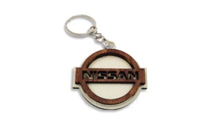 Breloc din lemn 3D, 45x45 mm, NISSAN