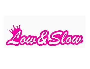 Sticker auto "low and slow" 15x5 cm, roz