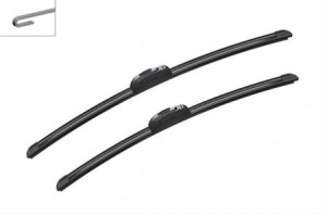 Pachet Stergatoare Parbriz si Stergator Luneta Bosch AeroTwin Dacia Logan MCV 2, Sandero 2 2012-2017
