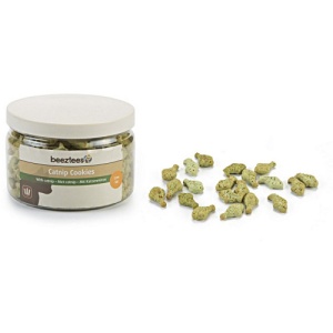 Recompensa pentru pisici Beeztees Catnip Cookies cu peste, 55G