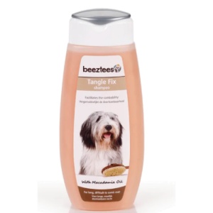 Sampon pentru caini cu blana lunga Beeztees cu Ulei de Macadamia, 300ML
