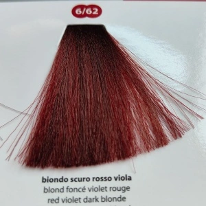 vopsea de par profesionala acoperire perfecta a firelor albe blond inchis rosu violet