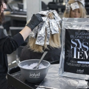cel mai bun praf decolorant pentru par