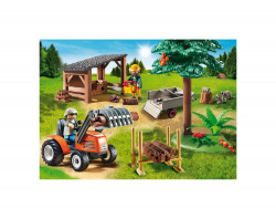 DEPOZIT DE CHERESTEA CU TRACTOR