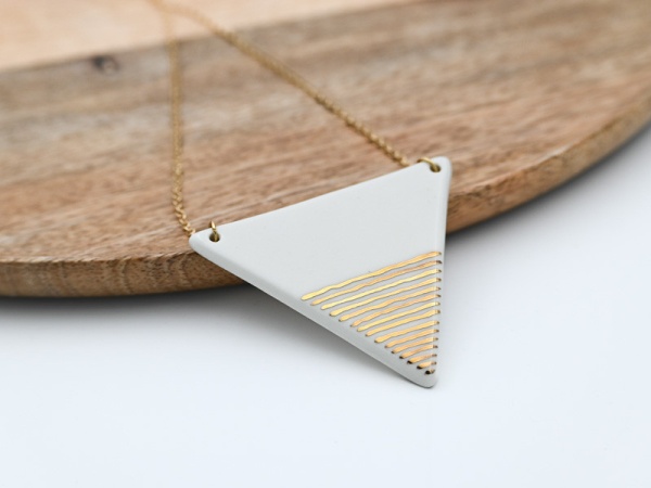 Colier triunghi Golden lines