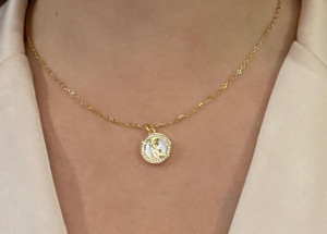 Gold Necklace with Gold Centrepiece and Stones - FREE SHIPPING