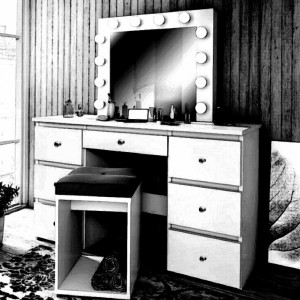 Masuta machiaj cu Oglinda LED si 7 Sertare pentru Cosmetice, Set Masa toaleta 120 cm, Alb, masuta cosmetica, vanity - SEA516CN - Img 4