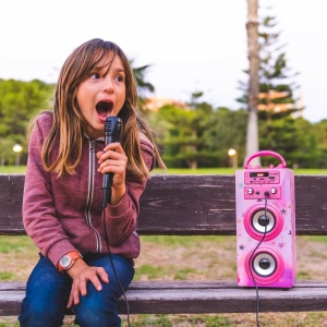 CADC9 - Set Sistem Mini Karaoke si 2 Mini Microfoane, Jucarii copii, Cadou, Petreceri in familie - Roz - Img 8