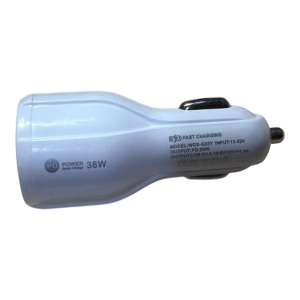 Incărcător auto cu tehnologie de încărcare rapidă Qualcomm Quick Charge 3.0.