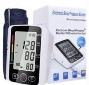 PACHET PROMOTIONAL Tensiometru electronic de brat, cu afisaj LCD, + Pulsoximetru pentru masurarea saturatiei oxigenului din sange - Img 3