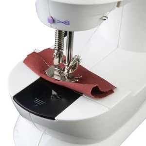 Mini masina de cusut electrica cu 2 viteze, portabila pentru uz casnic - Img 4