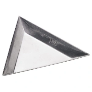 Triangular sorting tray