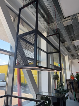 Executie structuri din aluminiu pentru mobilier si design interior