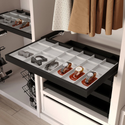 Organizator bijuterii si accesorii cu rama, finisaj negru accesorii dressing Hack