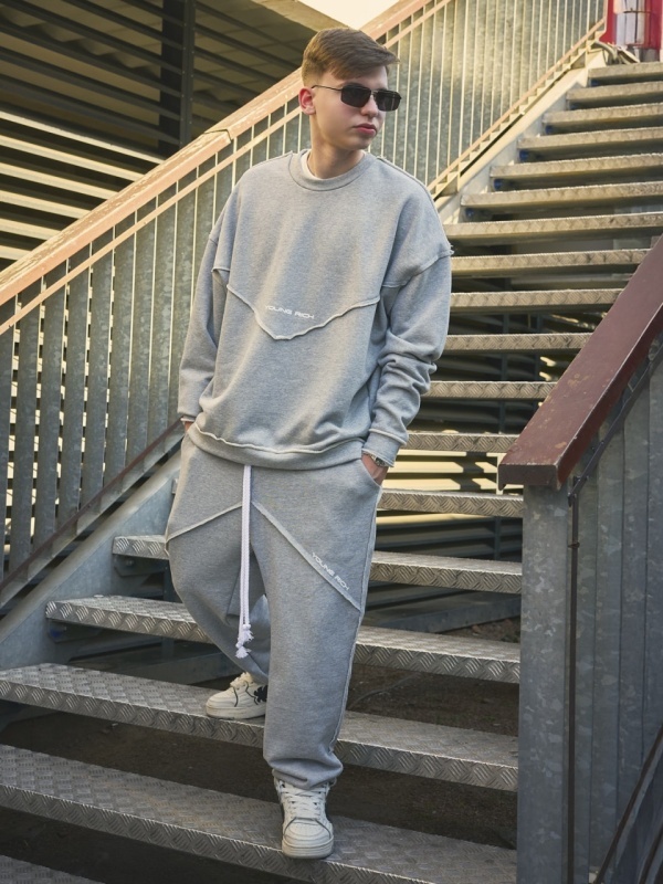 Bluza gri V print YR - Img 2