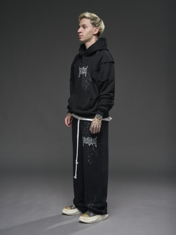 Pantalon negru vopsit print YR