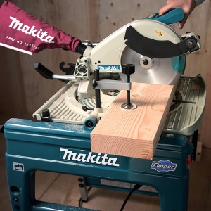 Fierastrau circular de banc Makita LF1000 Flipper, basculabil - Img 2