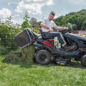 Tractoras tuns gazon, cu cos, latime de lucru 93cm, transmisie hydrostatica AL-KO Easy 15-93.2 HD-A | 452cc 7.7kW - Img 2