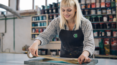 Femeile în industria produselor promoționale: creativitate, strategie și leadership