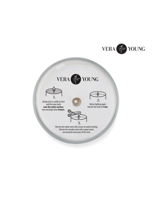 BLUE C™ Soybean wax candle 170g - Plum &amp; Patchouli - VERA YOUNG