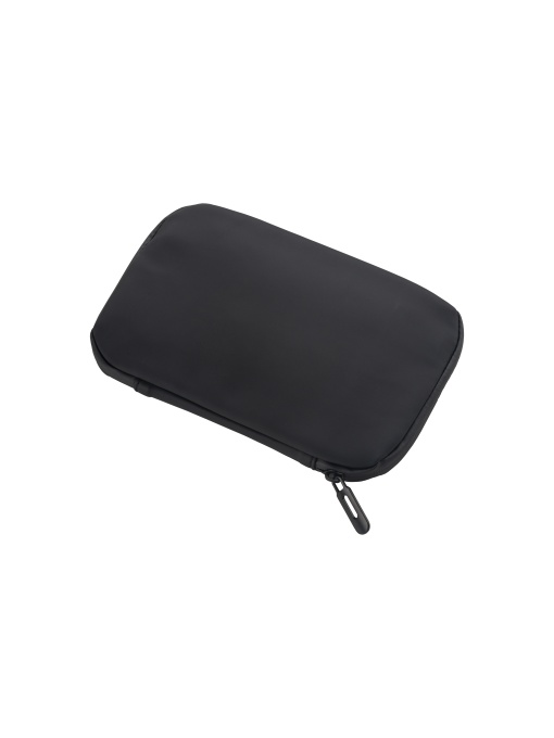 ON™ Water-resistant soft pu Tech organiser