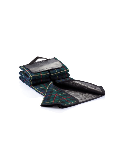 XD™ Tartan picnic blanket