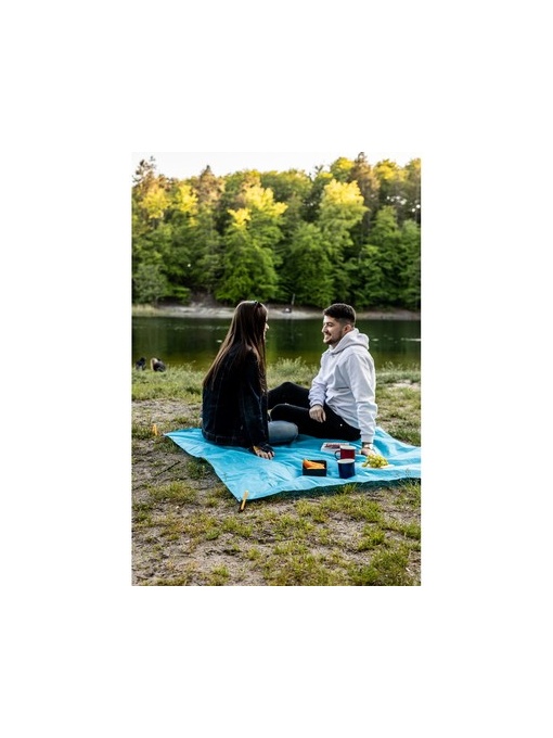 AX™ Water resistant beach mat, foldable | Hattie