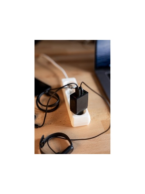 AX™ USB wall charger | Lee