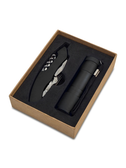 Royal™ CAMDEN tool kit in the box
