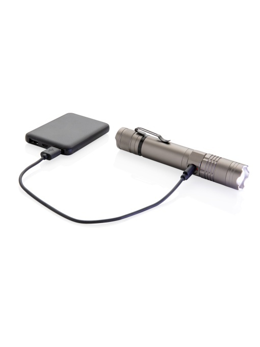 XD™ Rechargeable 3W flashlight - Img 1