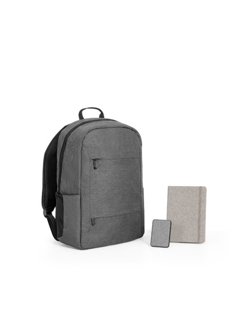 hi!™ KIT ONBOARDING CLASSIC Kitul clasic onbording îți permite să-ți întâmpini angajații cu produse