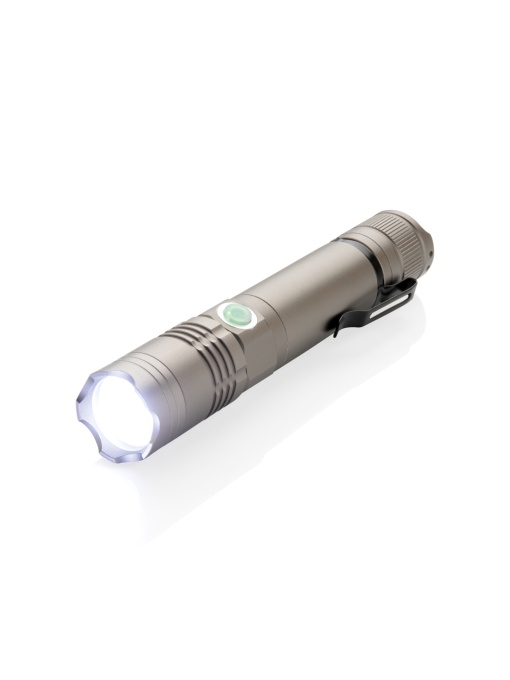 XD™ Rechargeable 3W flashlight