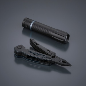 CO Optima Color set II: multitool & small flashlight