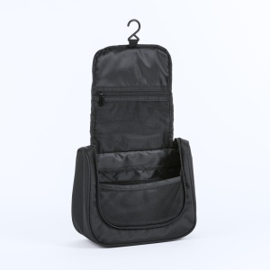 CO Primo Urban Set: trusă cosmetică și sticlă de apă 550 ml