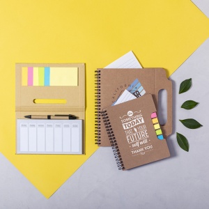 MAK Kendil - Sticky Notepad Recycled Cardboard 60 Sheets Notepad. 25 Sticky Notes 5 x 7,5 cm. 125 Mini Sticky Notes 1,5 x 5 cm. Recycled Cardboard Pen Included