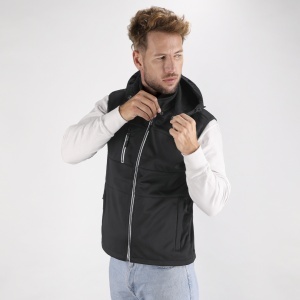 MAK Seldon - Vest Triple Layer. Outside: Soft Shell, 100% Polyester. Inside: 100% Polyester Microfleece. 300 g/ m2 Wind and Water Resistant