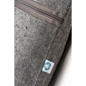 ON™ Document holder made of 180 g/m2 recycled cotton with zipper closure, GRS certified - Img 15