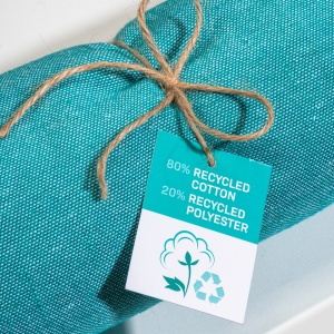 ON™ Recycled cotton fringed beach towel, size 90x170 cm