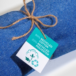ON™ Recycled cotton fringed beach towel, size 90x170 cm