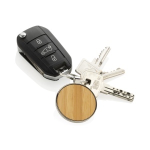 RCS recycled zinc alloy round keychain with bamboo - Img 3