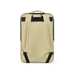 AO Rucsac Budapest 16L rPET. Buzunar frontal. Încape laptop de 17".